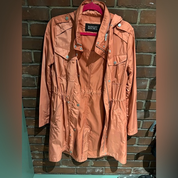 Badgley Mischka Coral / Peach Rain Coat Size S W/ Hidden Hood - Picture 1 of 5